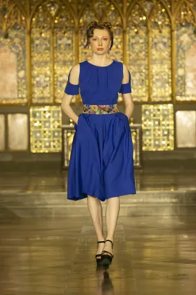 Cut out shoulders dress