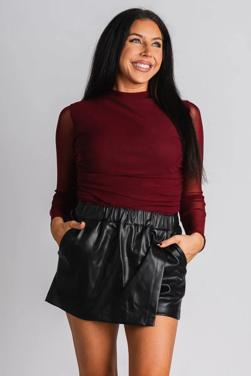 Faux leather skort black