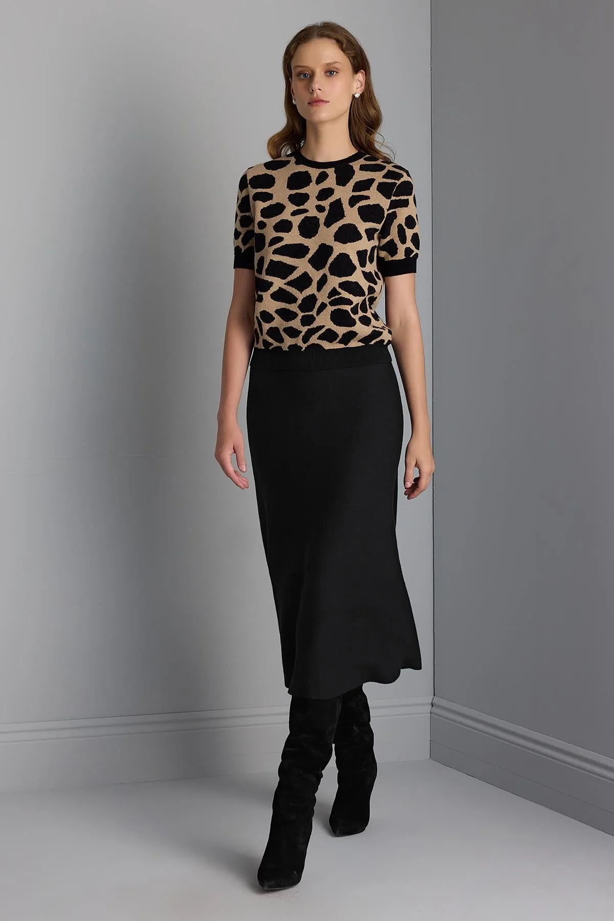 Flared Midi Knitwear Skirt