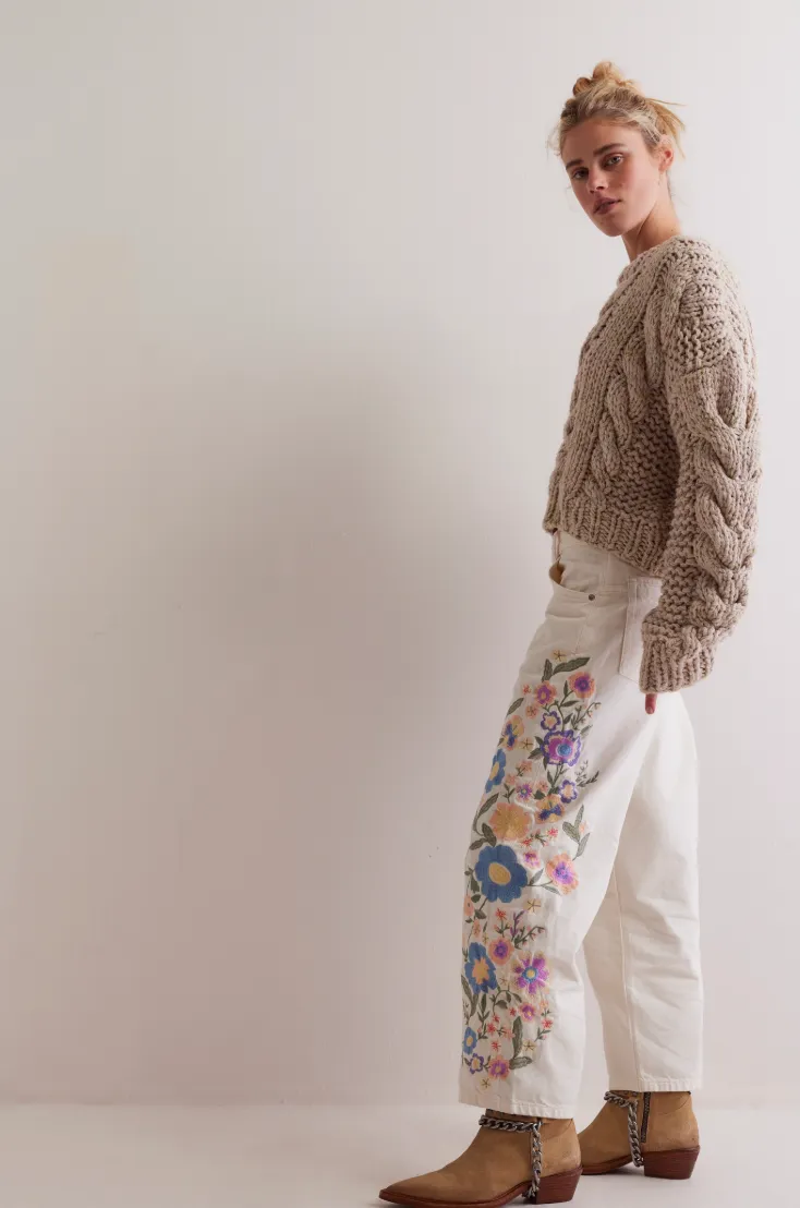 FREE PEOPLE WILLOW FLORAL EMBROIDERED JEANS IN ECRU