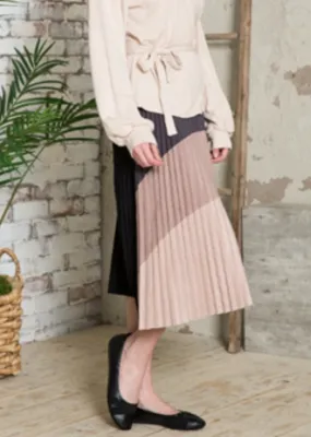 Ivee Colorblock Faux Suede Skirt