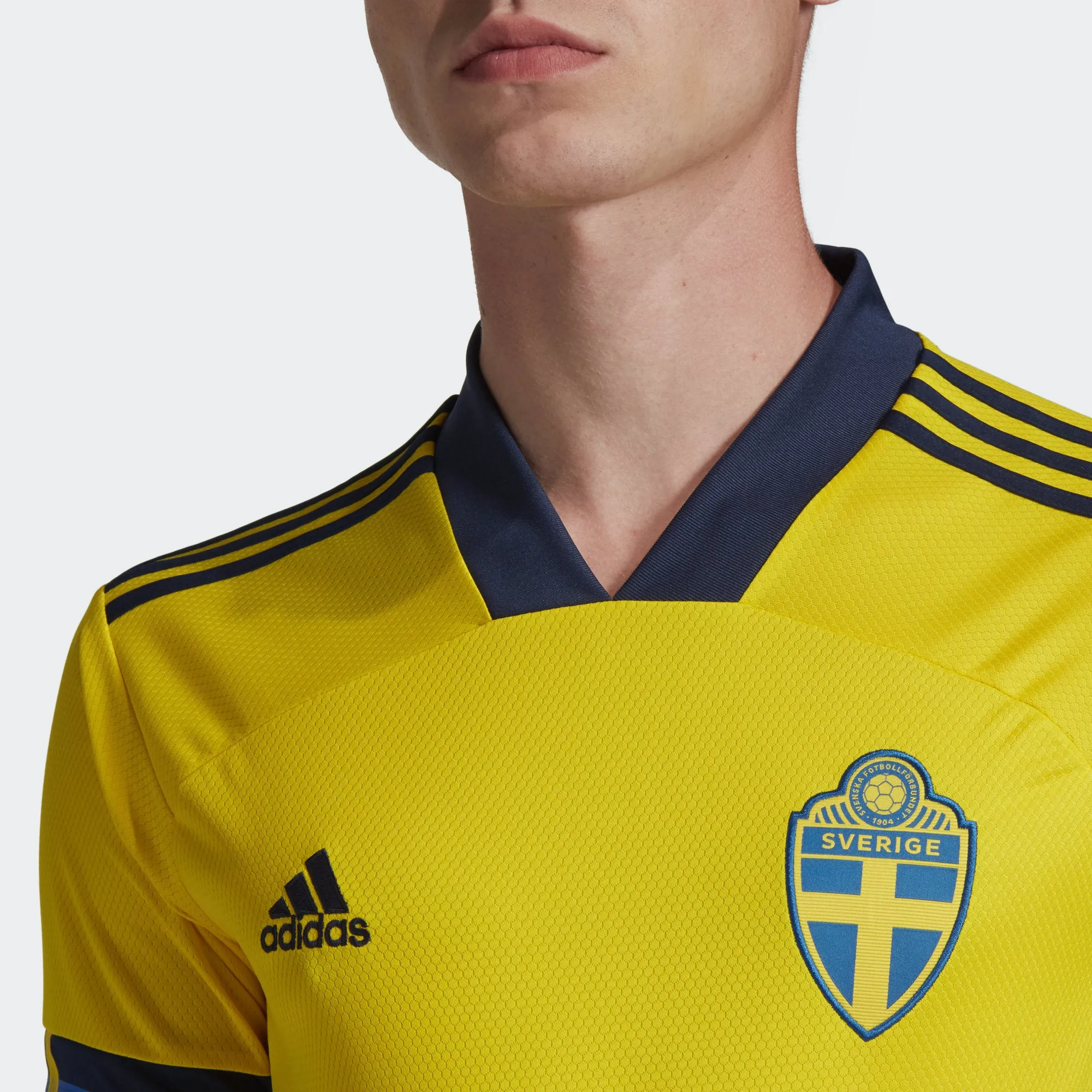 Men's adidas Sweden Home Jersey