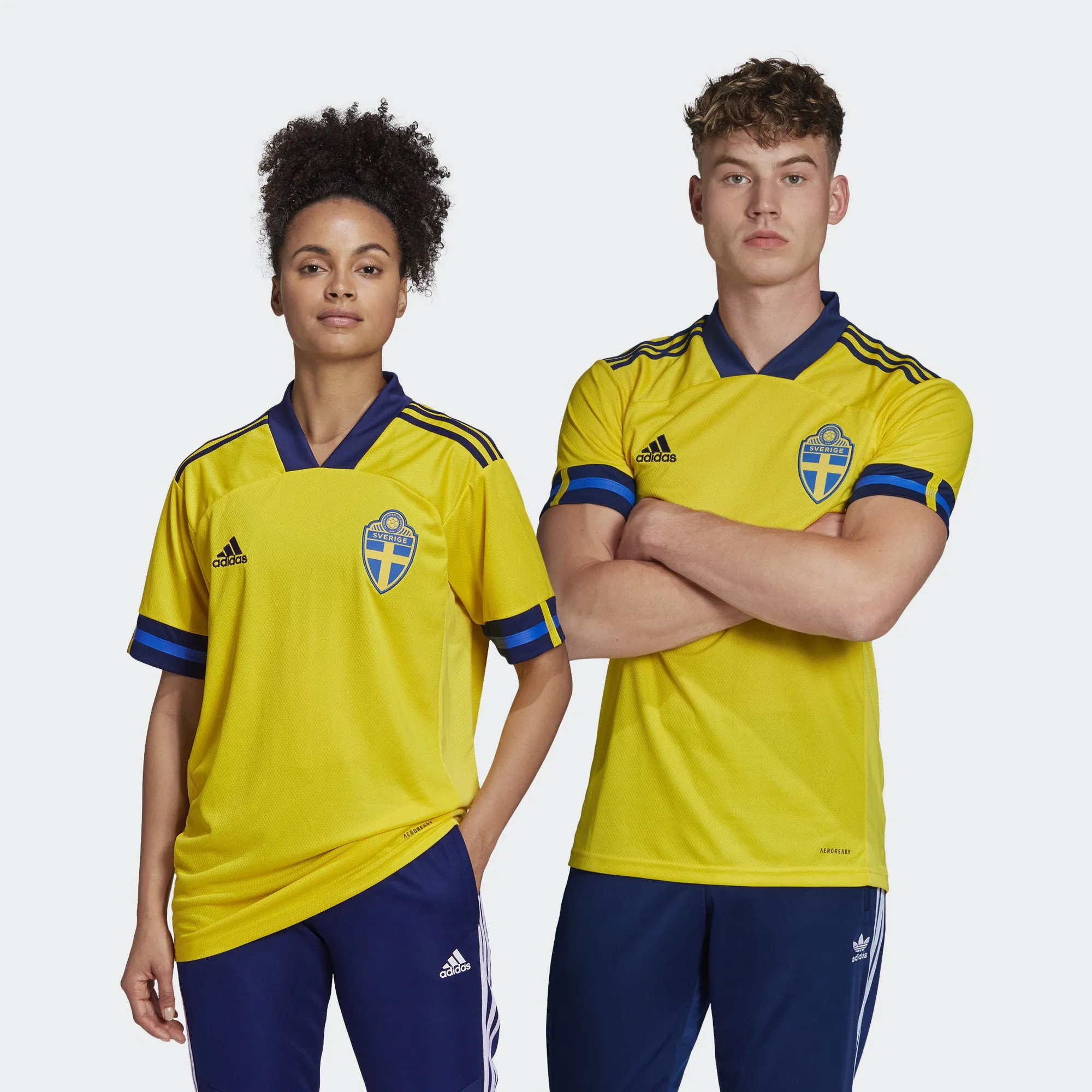 Men's adidas Sweden Home Jersey