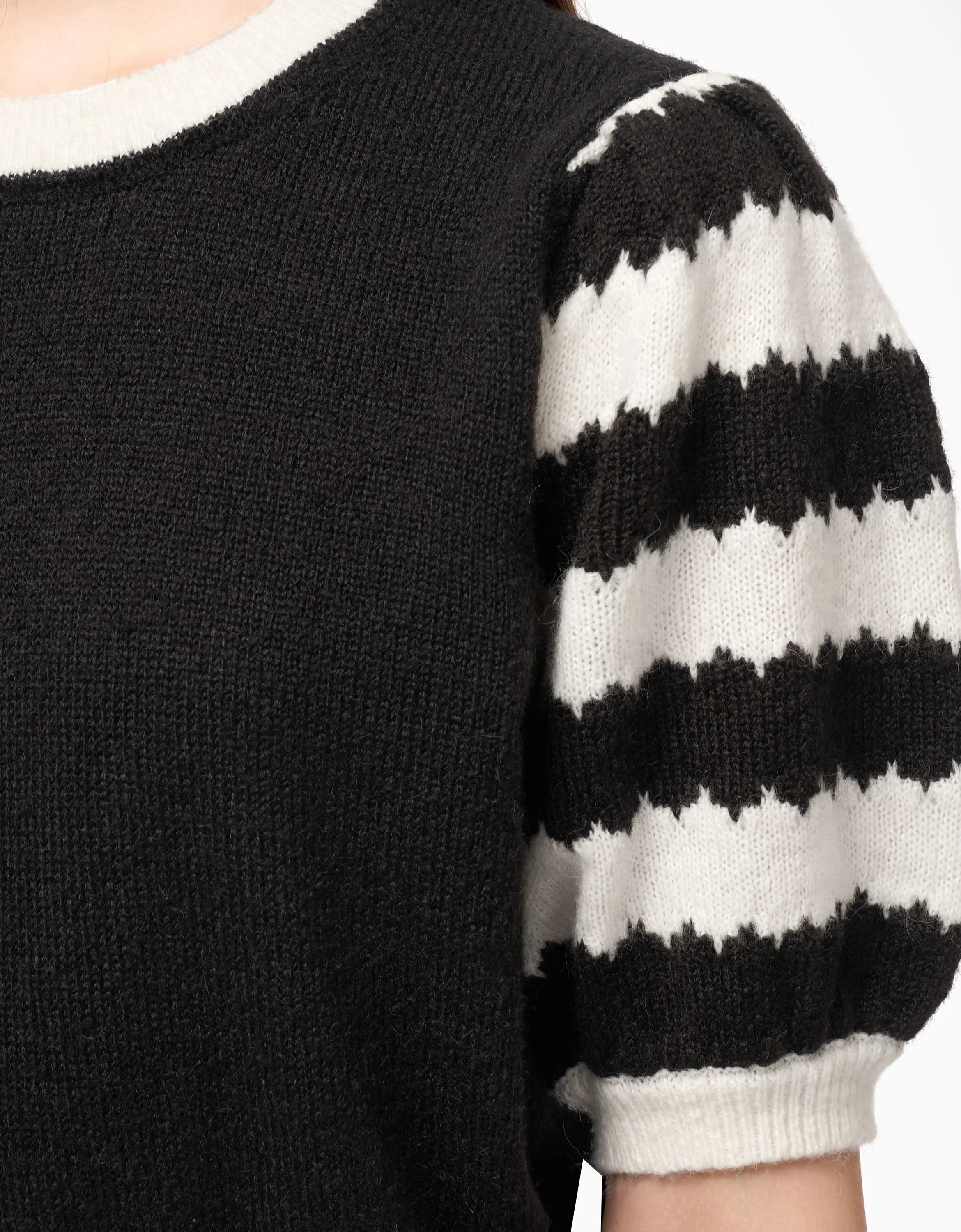 Puff Sleeve Knit Top