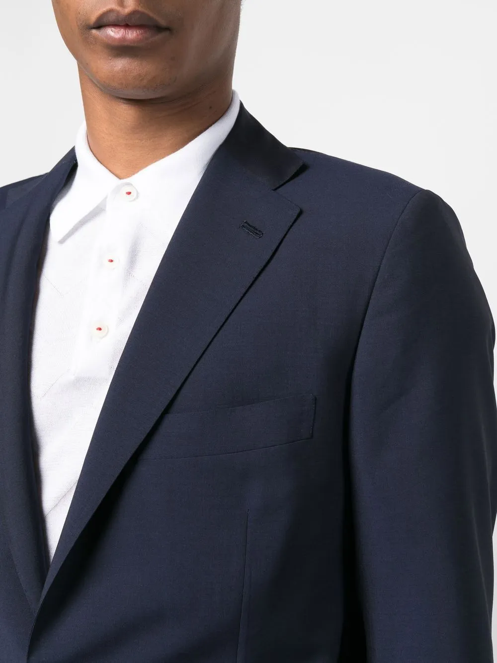 single-breasted tailored suit